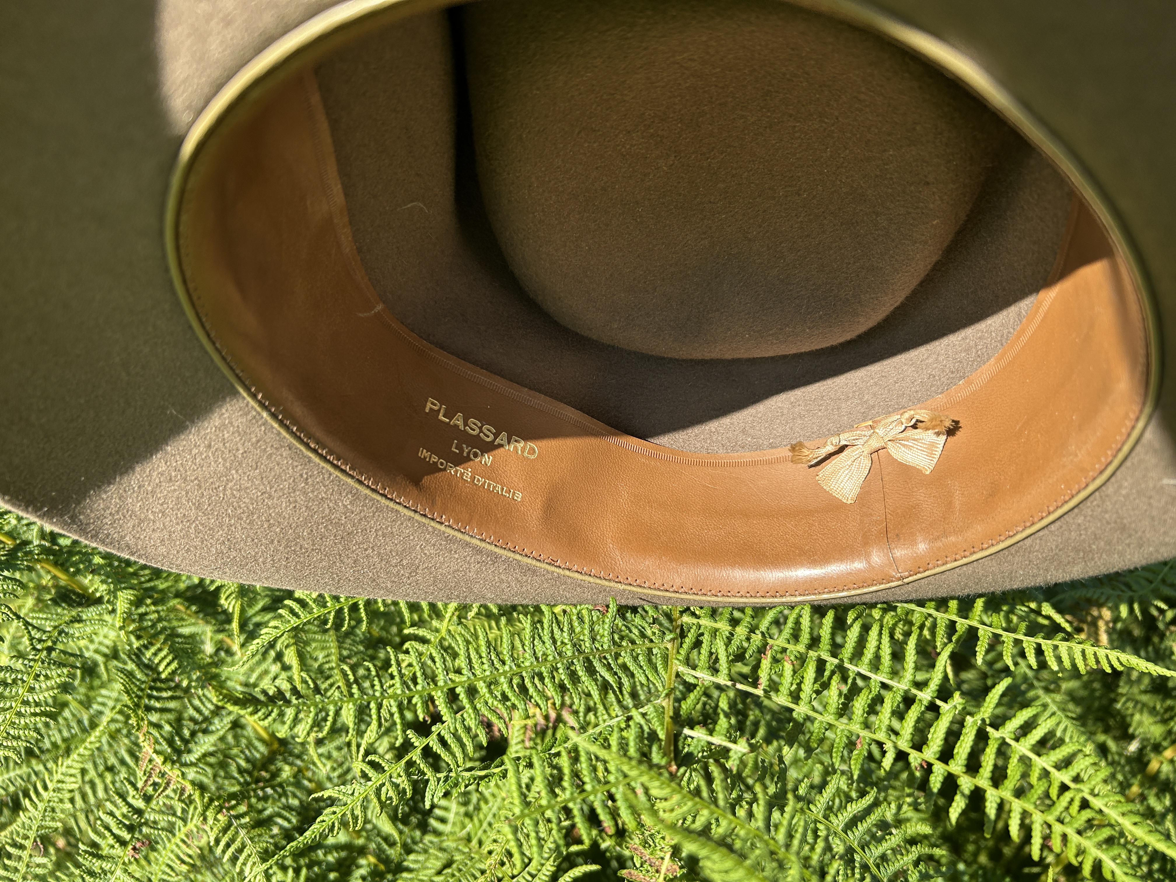 1hatshop.jpeg