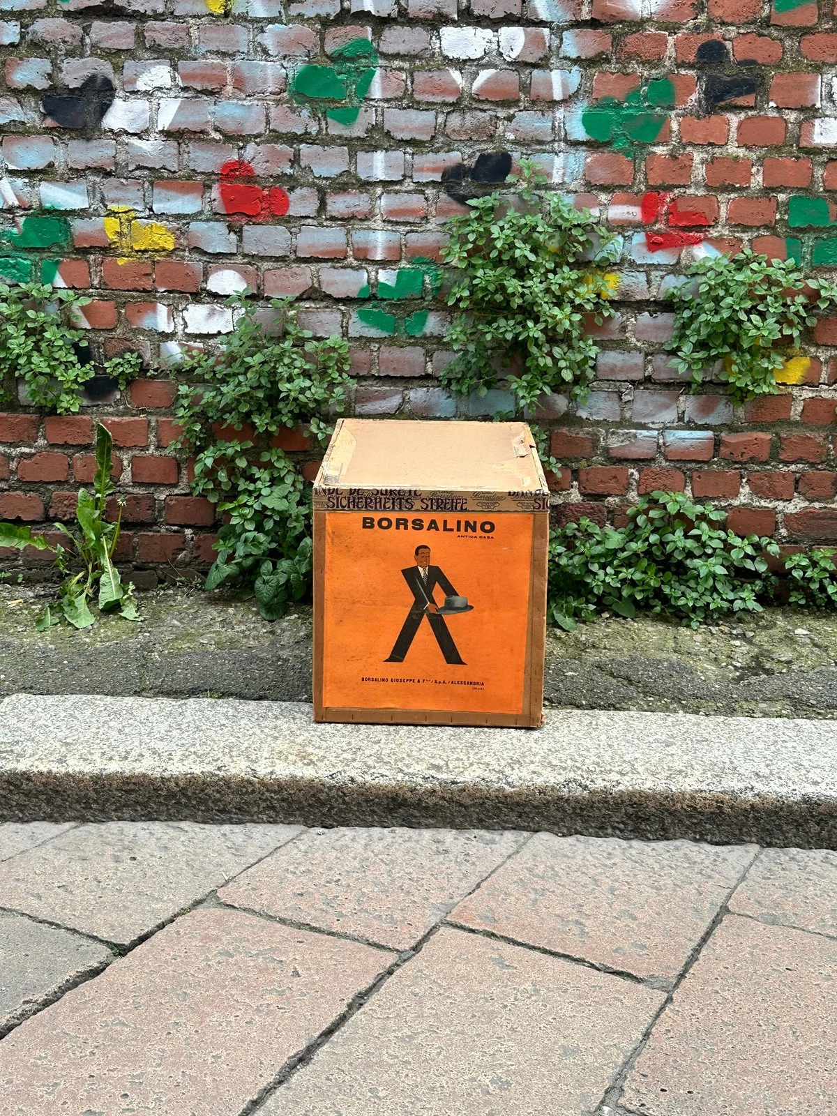 box2.jpg
