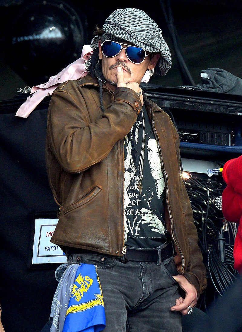 celebs-pro-***s-johnny-depp.jpg