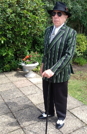 Green Blazer black trousers 001.JPG