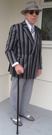 grey blazer 002.JPG