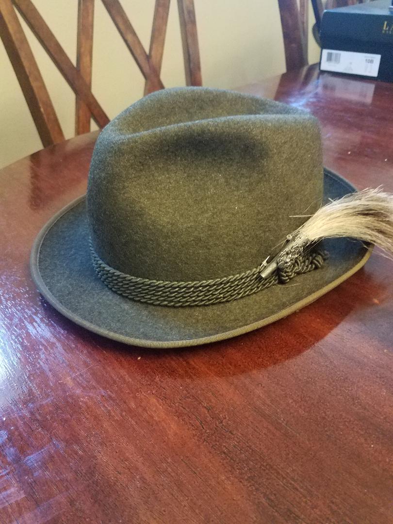 hat 1.jpg