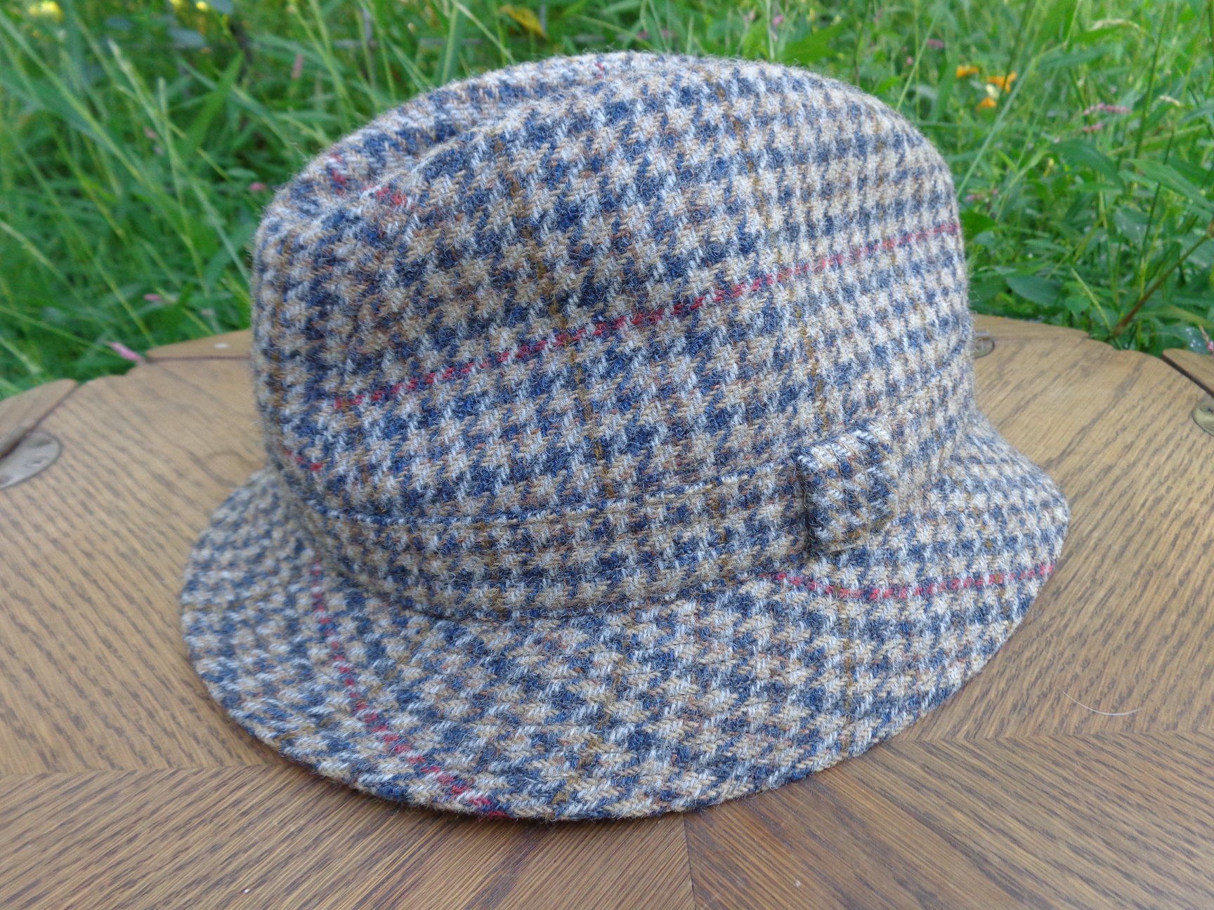 hat1.jpg