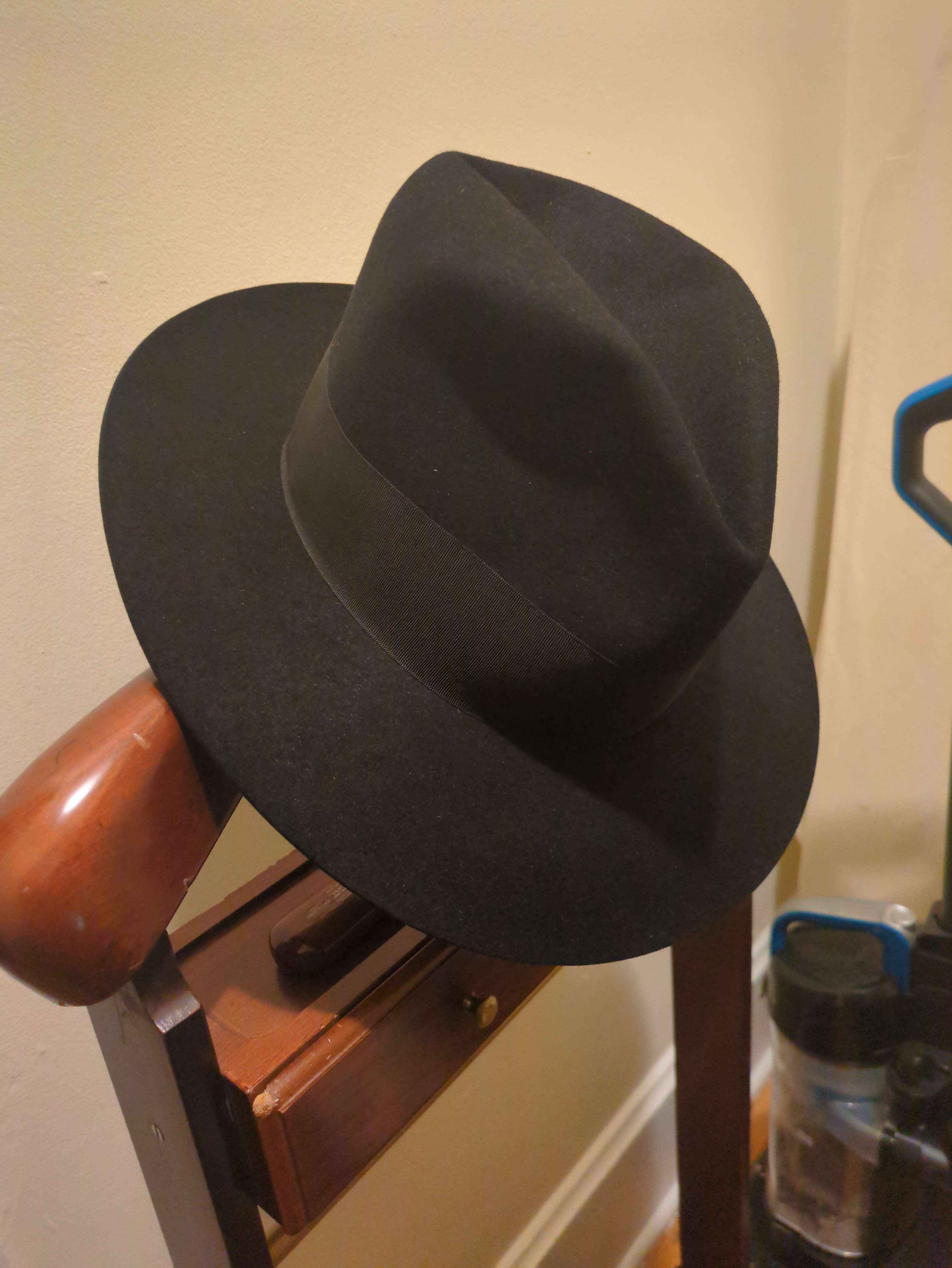 huge hat.jpg