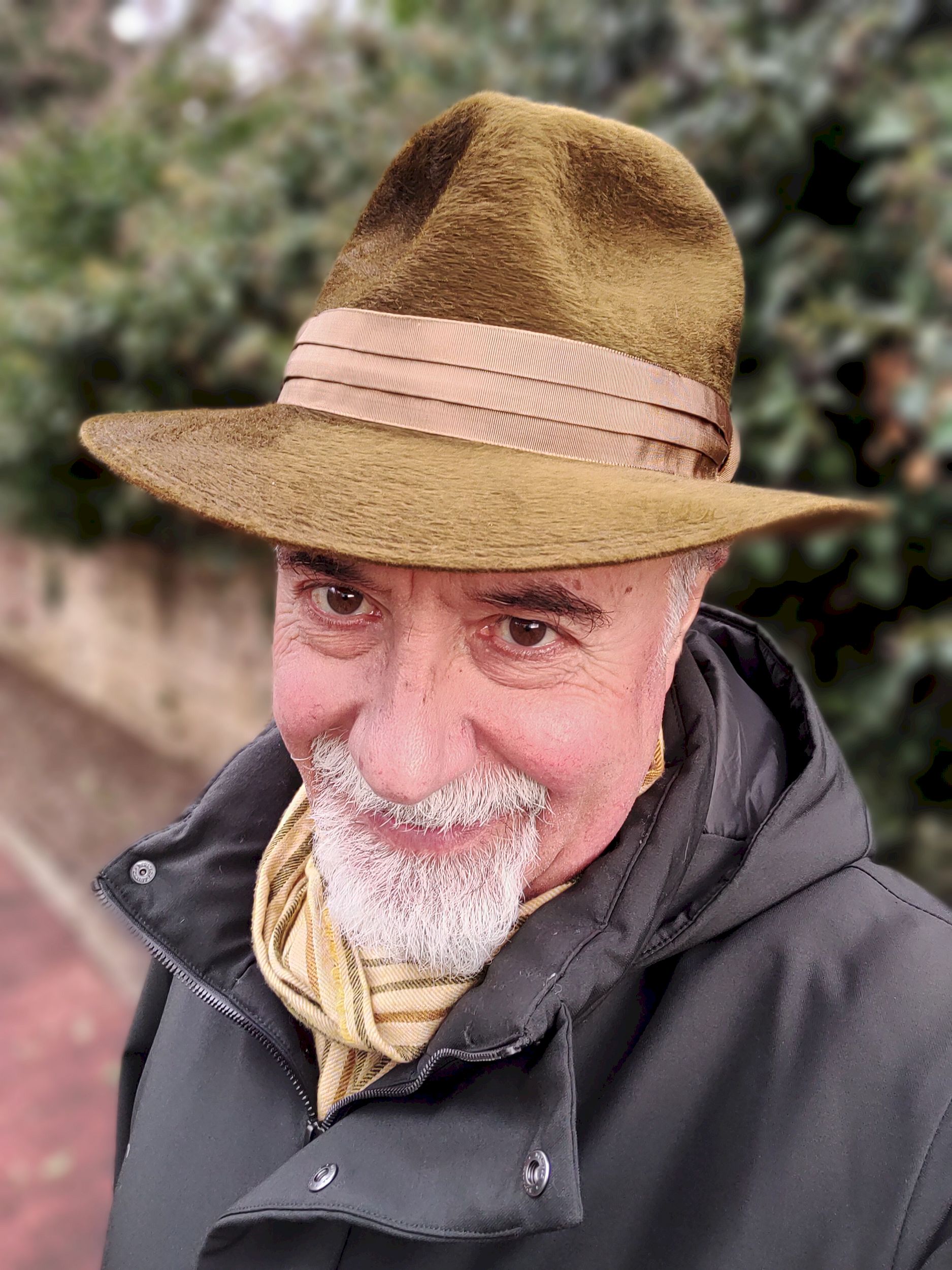 Hutter Verde 4.jpg
