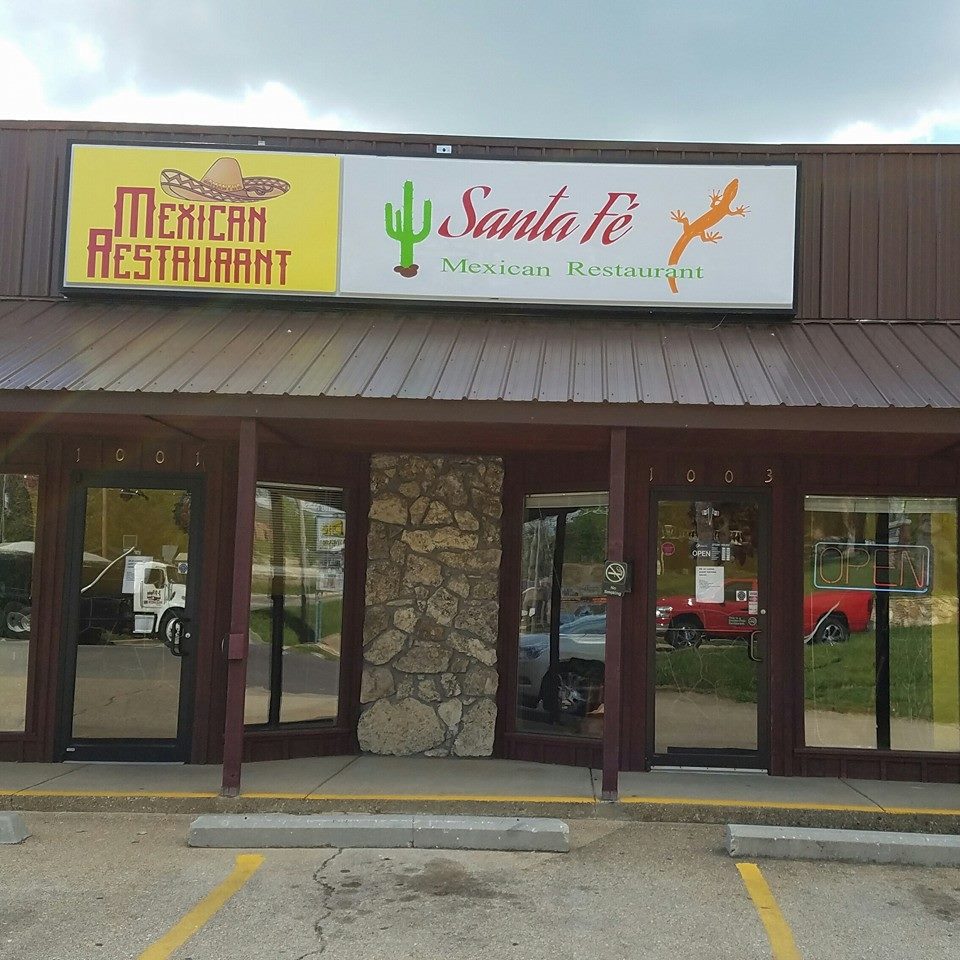 Santa_Fe_In_Mountain_Grove.jpg