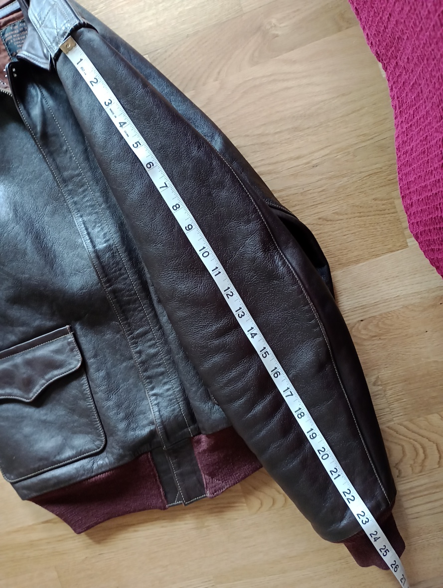 Sleeves Straight 1.jpg