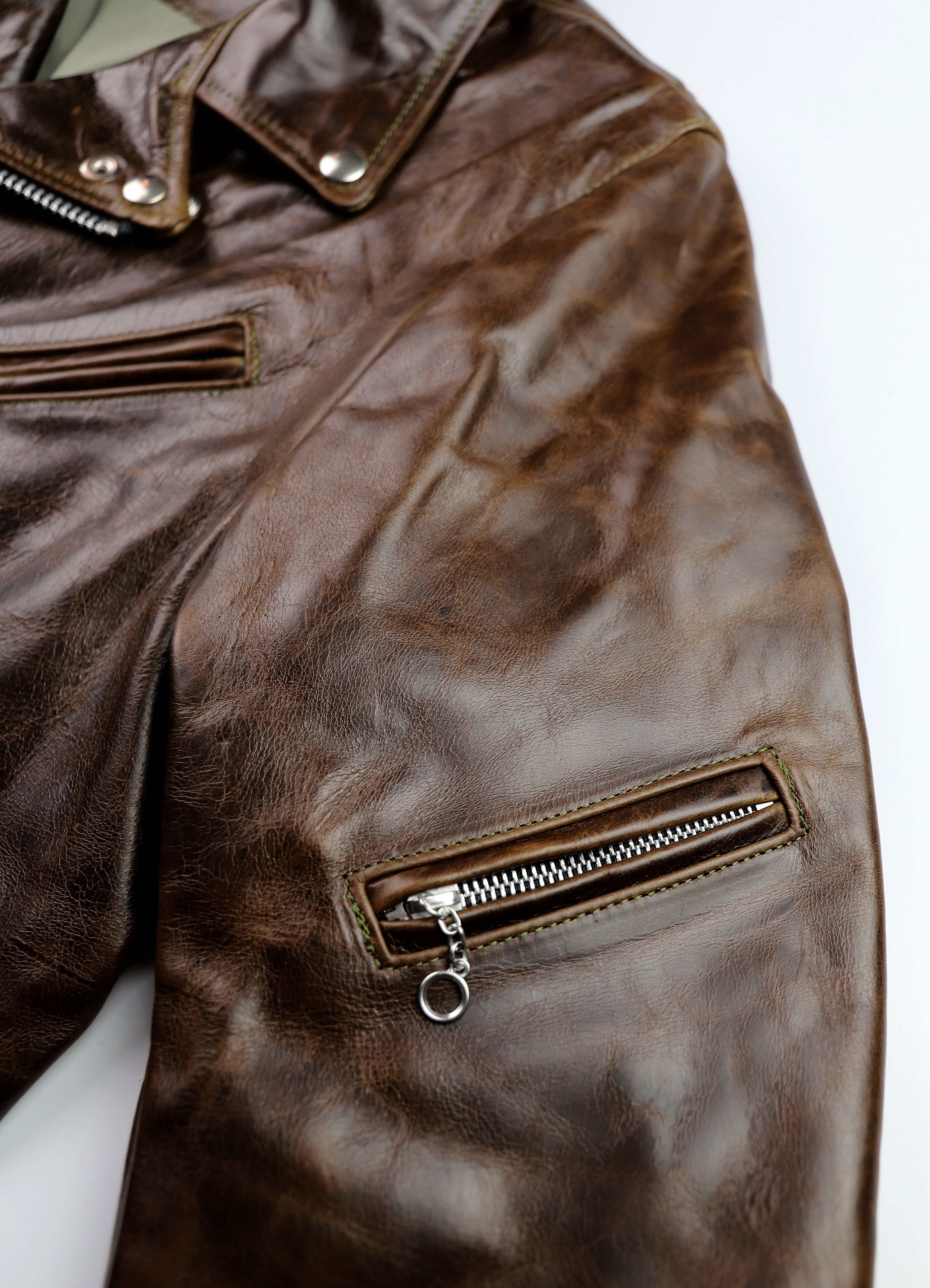Vanson Daredevil Size **L Dark Maple Bainbridge MM88 Bicep Pocket.jpg