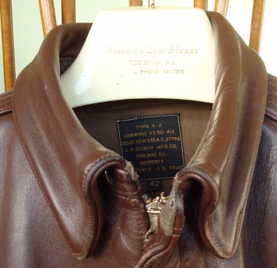 A2-collar-zipped.jpg