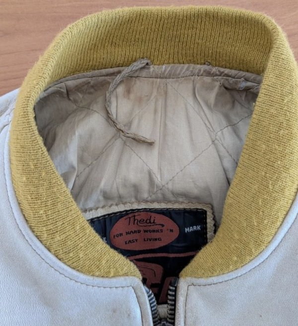 jacket4.jpg