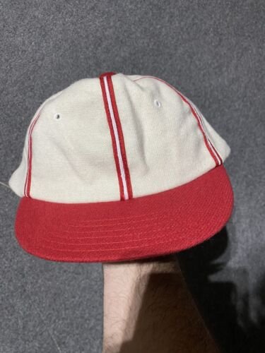 Vintge Cardinals Hat.jpg