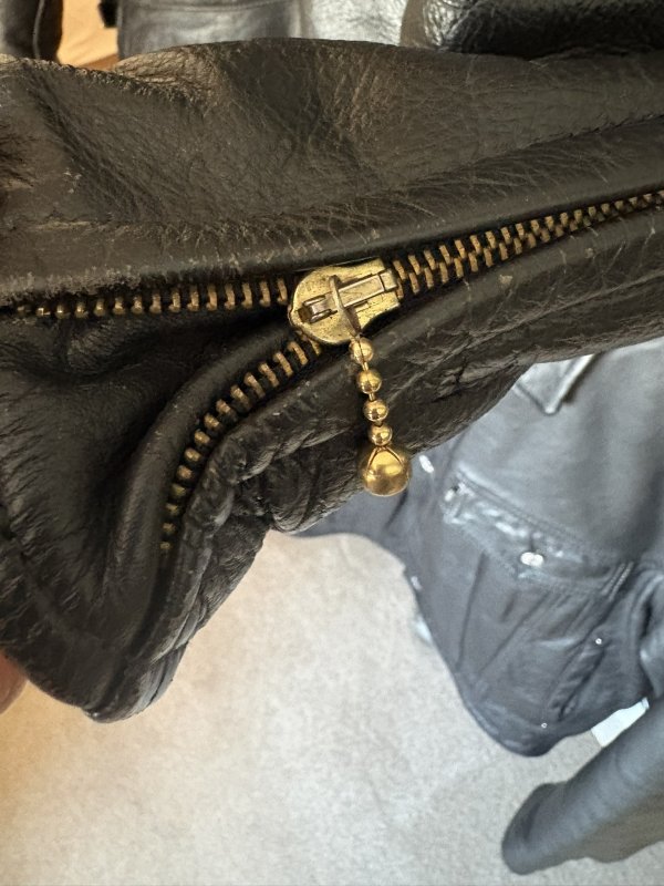 Zipper 2.JPEG